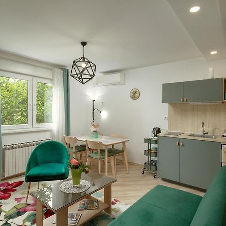 Green Garden House Apartment ซาเกร็บ ภายนอก รูปภาพ